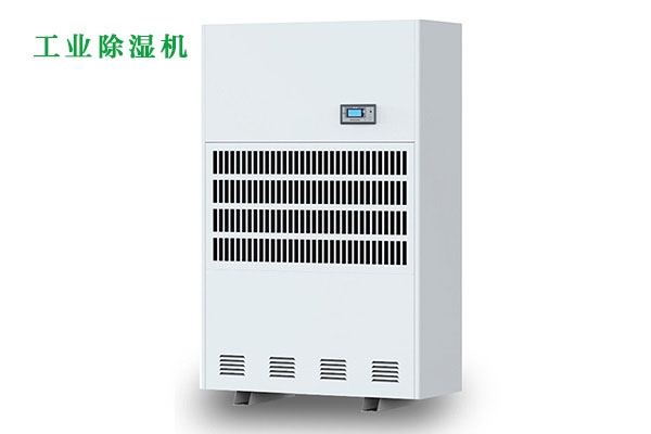 太陽(yáng)能光伏行業(yè)受潮，電池組件衰變遭詬病